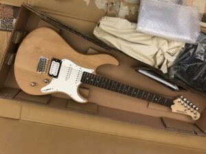 初心者エレキギター『パシフィカ(PACIFICA 112V)』レビュー